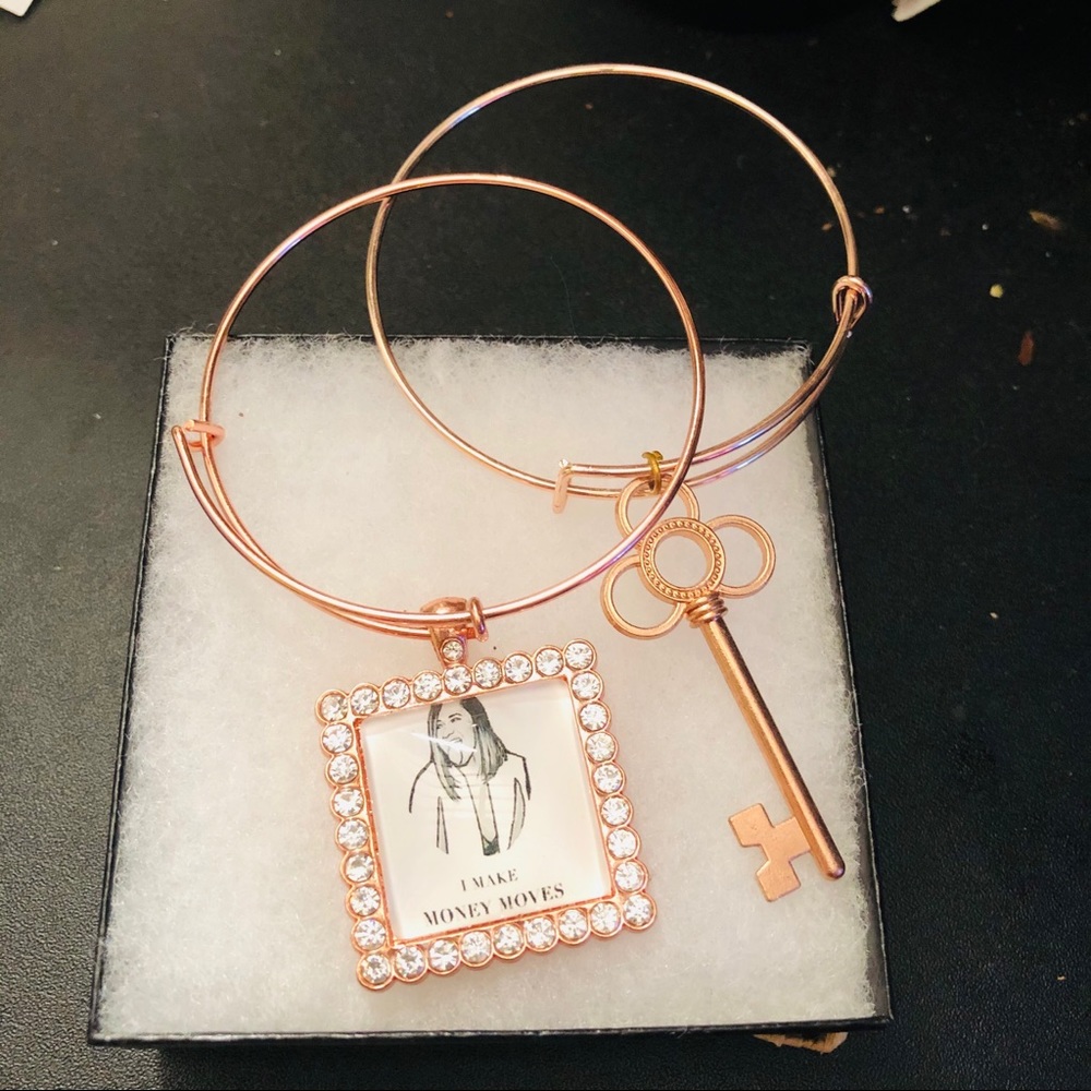 [SOLD]‼️6 for $20‼️ Rose Gold Expandable Bracelets - Picture 3 of 3